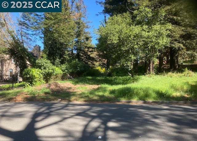 Property at 0 Skyline Blvd, Oakland, CA 94619
