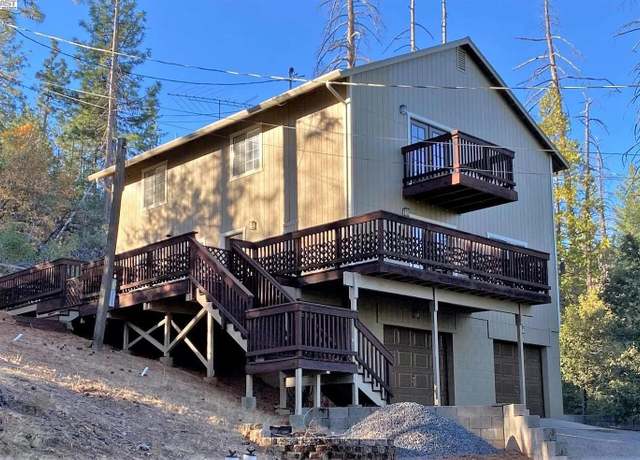 Property at 18537 N Dome Ct, Groveland, CA 95321, 3 beds, 3 baths