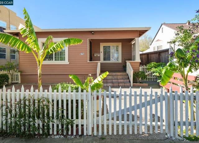 Property at 670 E 12th St, Pittsburg, CA 94565, 2 beds, 1 bath
