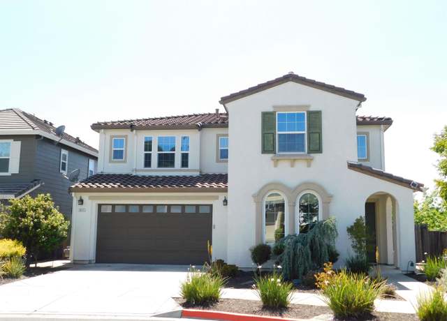 Property at 1811 Velvetleaf Ln, Santa Rosa, CA 95404, 4 beds, 3 baths