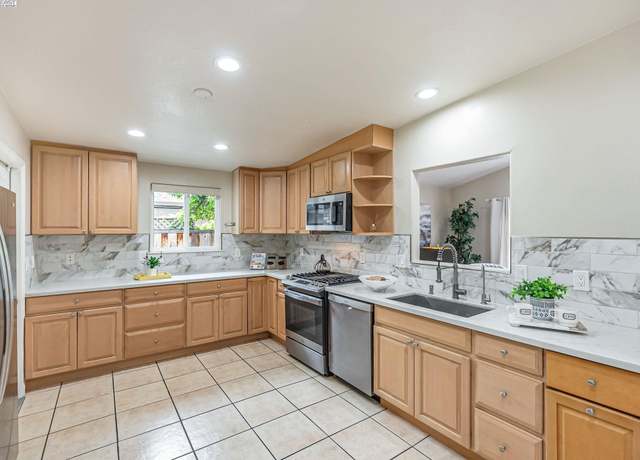 Property at 3757 Savannah Rd, Fremont, CA 94538, 4 beds, 3 baths