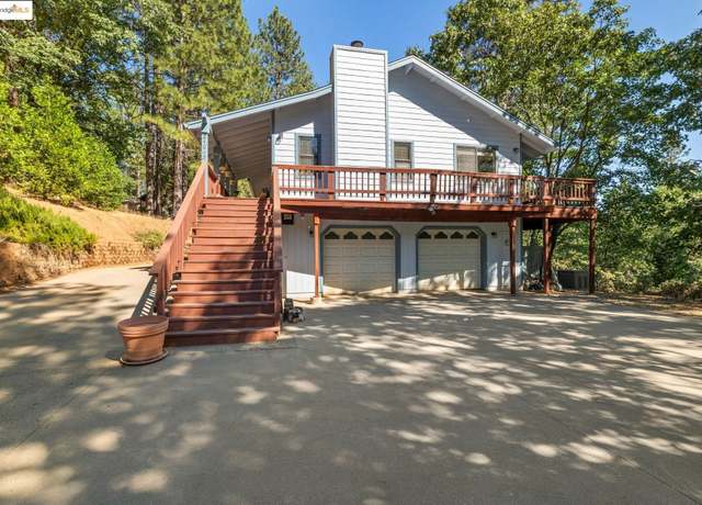 Property at 24043 Hitching Post Rd, Sonora, CA 95370, 3 beds, 2 baths