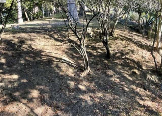 Property at 6690 Gunn Dr, Oakland, CA 94611