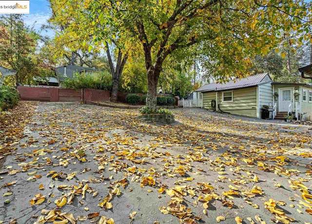 Property at 18763 Foote St, Groveland, CA 95321, 3 beds, 3 baths