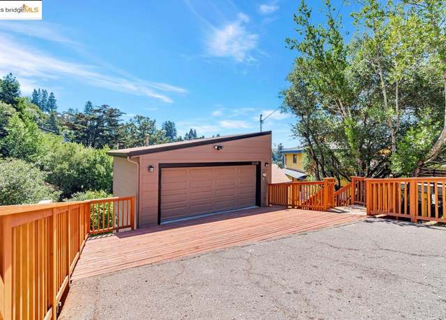 Property at 6659 Exeter Dr, Oakland, CA 94611, 4 beds, 2.5 baths