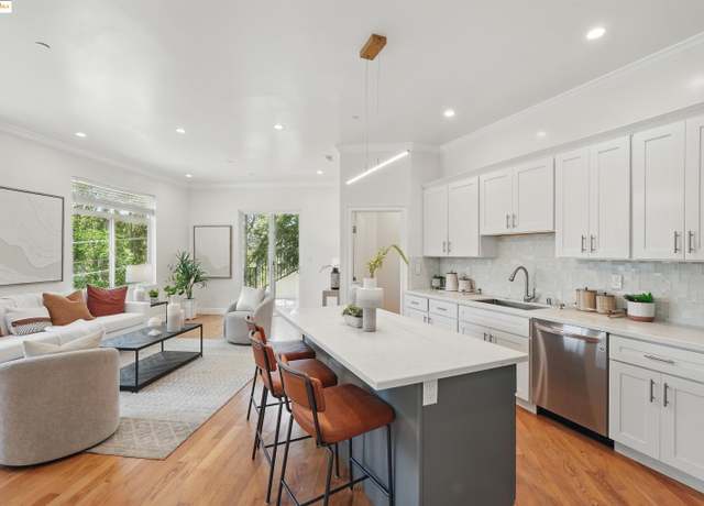 Property at 5915 Balboa Dr, Oakland, CA 94611, 5 beds, 5 baths