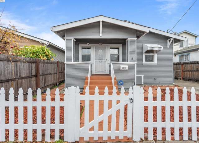 Property at 2017 103rd Ave, Oakland, CA 94603, 3 beds, 2 baths