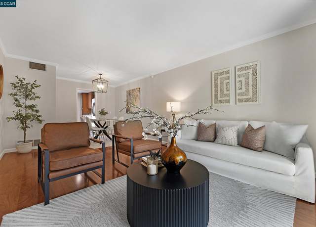 Property at 1668 Parkside Dr, Walnut Creek, CA 94597, 2 beds, 2.5 baths