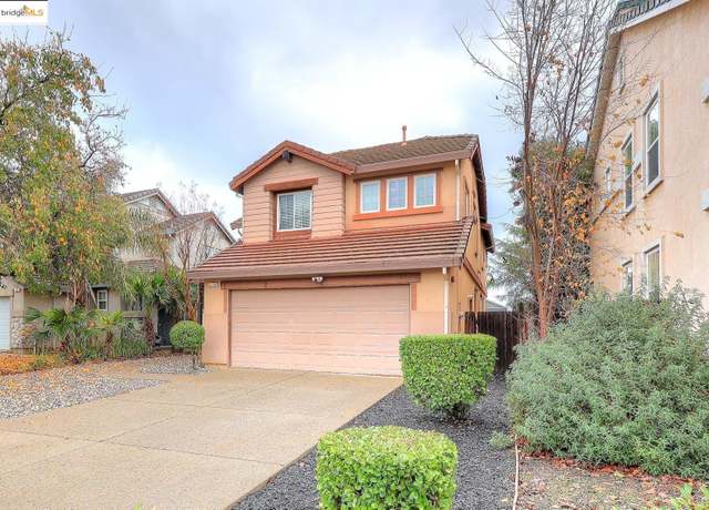 Property at 220 Whispering Oaks Ct, Brentwood, CA 94513, 3 beds, 2.5 baths