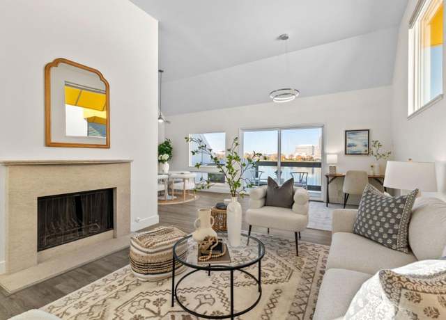 Property at 614 Portofino Ln, Foster City, CA 94404, 2 beds, 2 baths