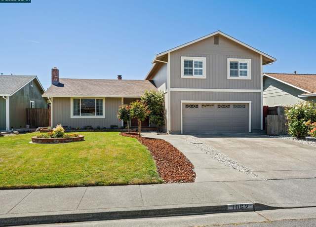 Property at 1062 Santa Clara Ln, Petaluma, CA 94954, 4 beds, 3 baths