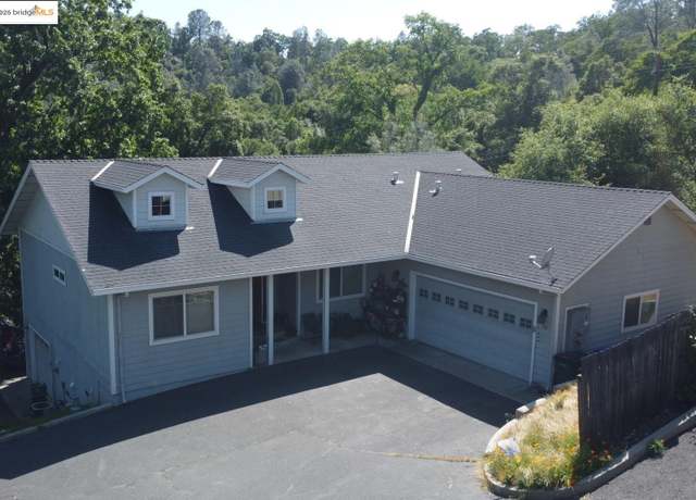 Property at 38 Saratoga Rd, Sonora, CA 95370, 4 beds, 3 baths