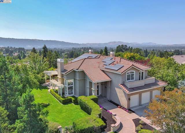 Property at 3650 Locke Ct, Pleasanton, CA 94566, 5 beds, 3.5 baths