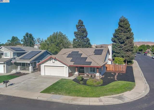 Property at 1103 Winged Foot Ct, Livermore, CA 94551, 3 beds, 2 baths