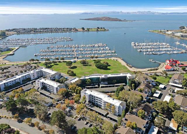 Property at 1205 Melville Sq #206, Richmond, CA 94804, 2 beds, 2.5 baths