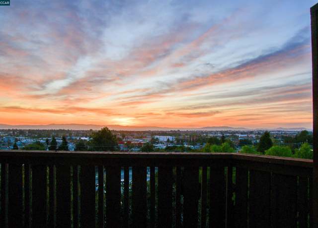 Property at 16443 Saratoga St Unit 302W, San Leandro, CA 94578, 2 beds, 1.5 baths