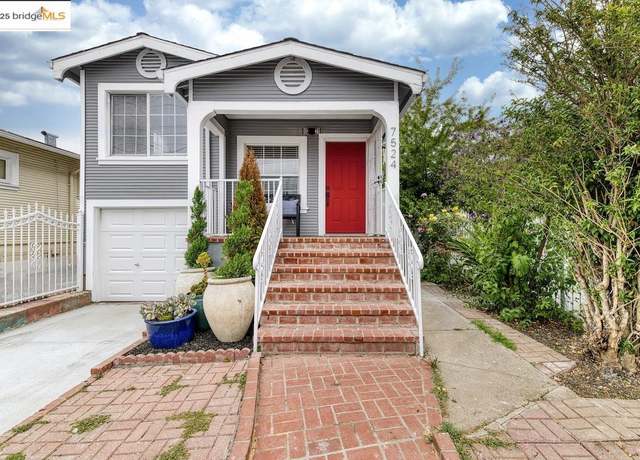 Property at 7524 Halliday Ave, Oakland, CA 94605, 3 beds, 2 baths