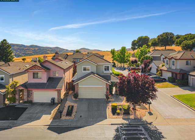Property at 2475 Canyon Lakes Dr, San Ramon, CA 94582, 4 beds, 3 baths