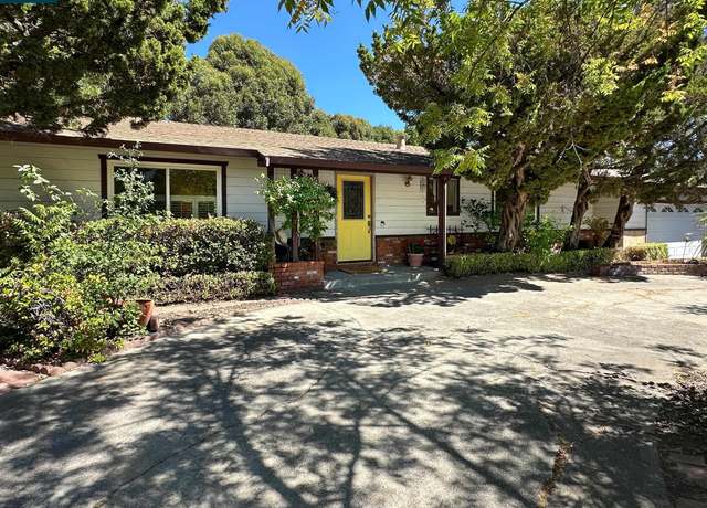 Property at 3078 Diablo View Rd, Lafayette, CA 94549, 3 beds, 2 baths