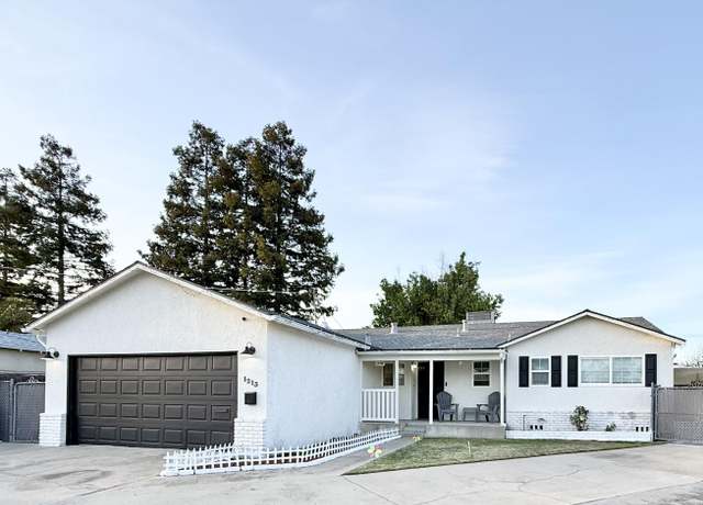 Property at 1213 Huntington Dr, Modesto, CA 95350, 3 beds, 2 baths