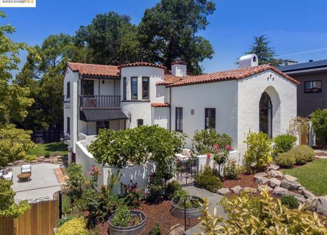 Property at 5850 Acacia Ave, Oakland, CA 94618, 4 beds, 3.5 baths