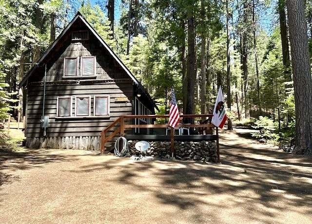 Property at 22778 W Ellmaro, Long Barn, CA 95335, 4 beds, 1.5 baths