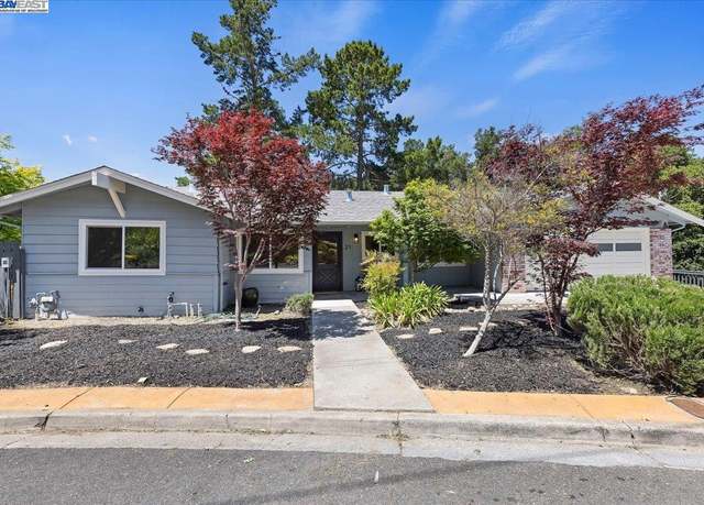 Property at 21 Muth Dr, Orinda, CA 94563, 4 beds, 3 baths