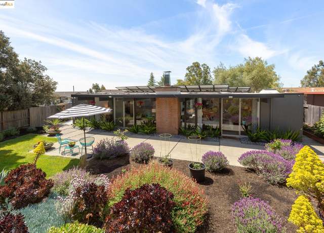 Property at 8156 Coach Dr, Oakland, CA 94605, 5 beds, 2 baths