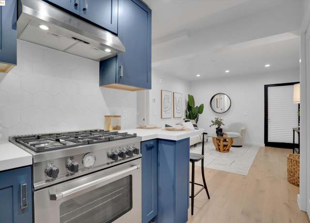 Property at 3443 20th St Unit B, San Francisco, CA 94110, 1 bed, 1 bath