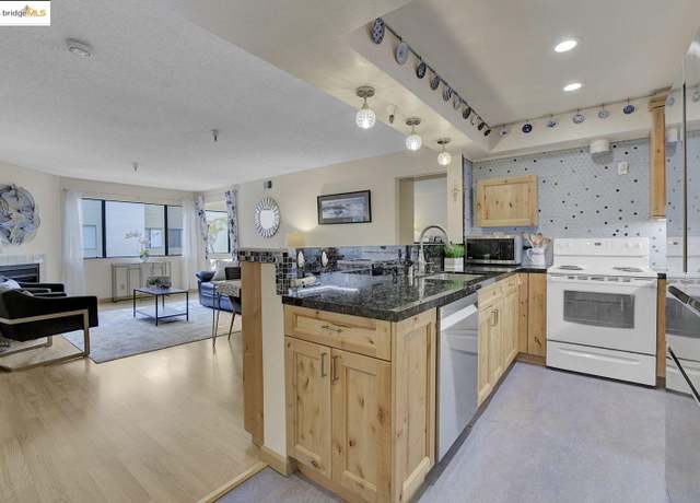 Property at 545 Pierce St #3002, Albany, CA 94706, 2 beds, 2 baths