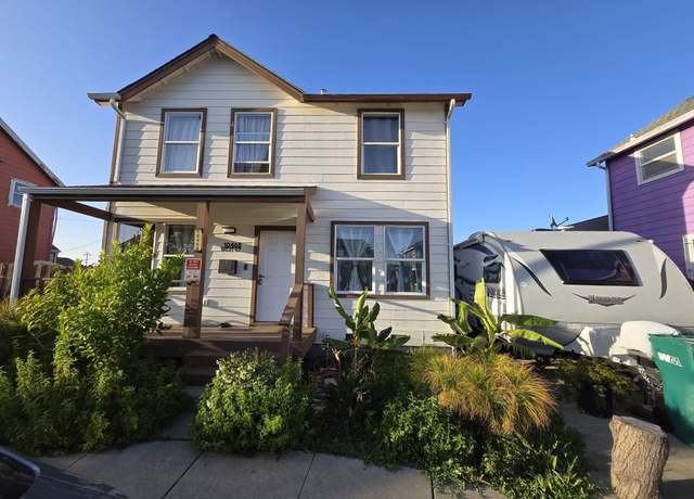 Property at 10468 West Ct, Oakland, CA 94603, 3 beds, 2 baths