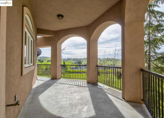 Property at 8408 Vista Verde Cir, La Grange, CA 95329, 2 beds, 3 baths