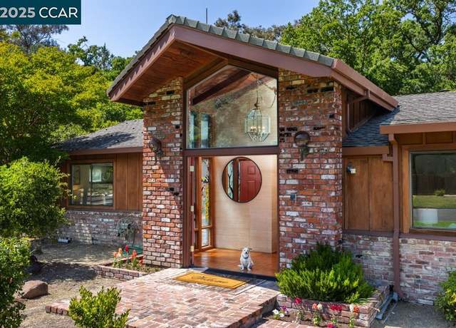 Property at 216 Castle Glen Rd, Walnut Creek, CA 94595, 3 beds, 3.5 baths
