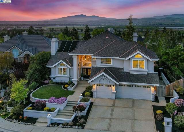 Property at 2839 Victoria Ridge Ct, Pleasanton, CA 94566, 5 beds, 3 baths