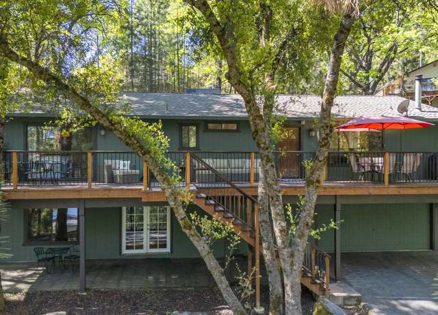 Property at 19779 Pine Mountain Dr, Groveland, CA 95321, 4 beds, 3 baths