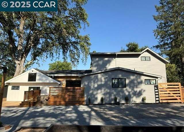 Property at 1722 Foothill Blvd, Calistoga, CA 94515, 4 beds, 3.5 baths