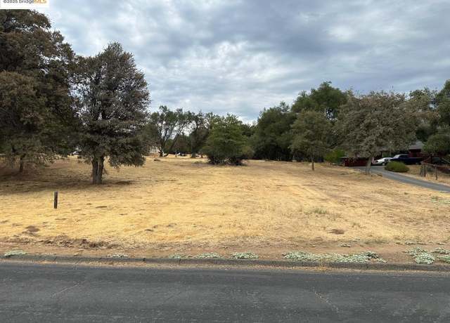 Property at 13440 Clements Rd, Groveland, CA 95321
