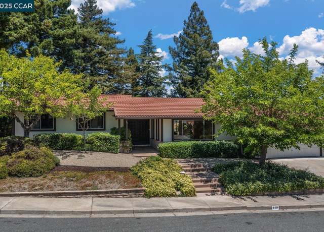 Property at 140 Warfield Dr, Moraga, CA 94556, 4 beds, 2.5 baths