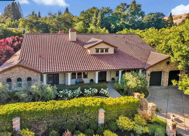 Property at 160 Camille Ave, Alamo, CA 94507, 5 beds, 5.5 baths