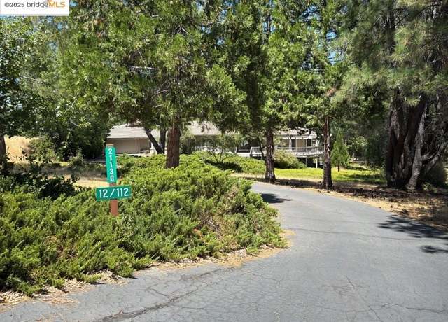 Property at 21130 Jimmersall Ln, Groveland, CA 95321, 3 beds, 2.5 baths