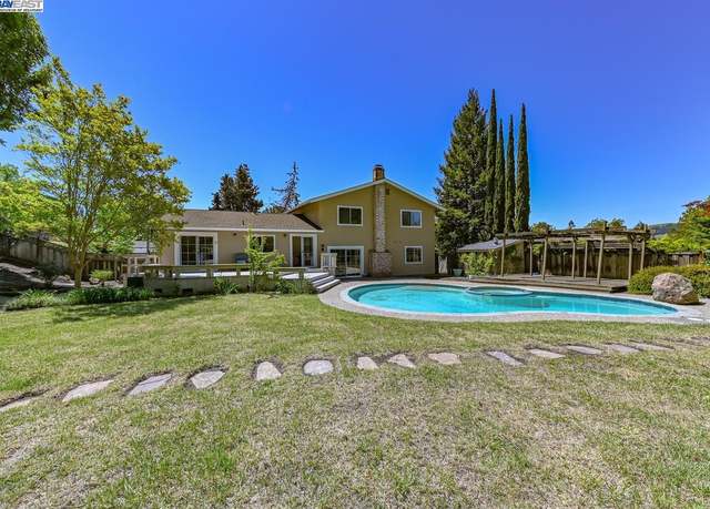 Property at 351 Castenada Ct, Danville, CA 94526, 4 beds, 3 baths