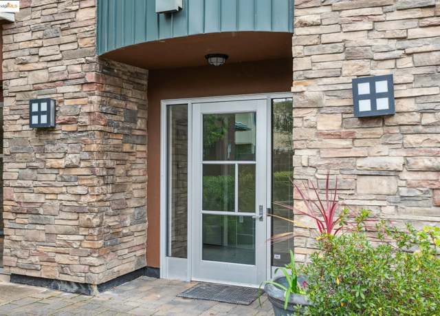 Property at 1310 Creekside Dr #103, Walnut Creek, CA 94596, 2 beds, 2 baths