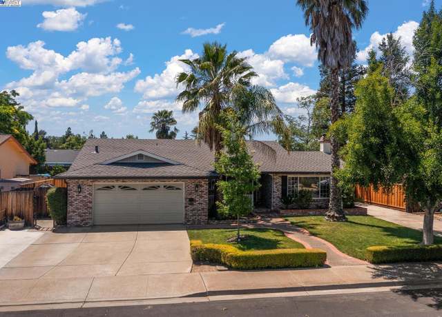 Property at 1043 Vienna St, Livermore, CA 94550, 3 beds, 2 baths