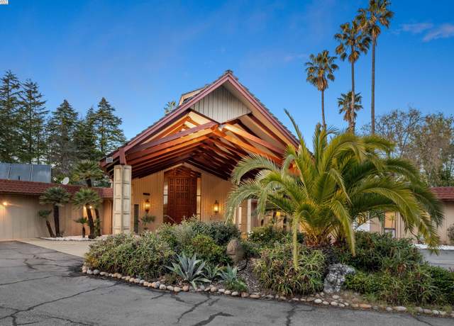 Property at 4584 Ewing Rd, Castro Valley, CA 94546, 4 beds, 3.5 baths