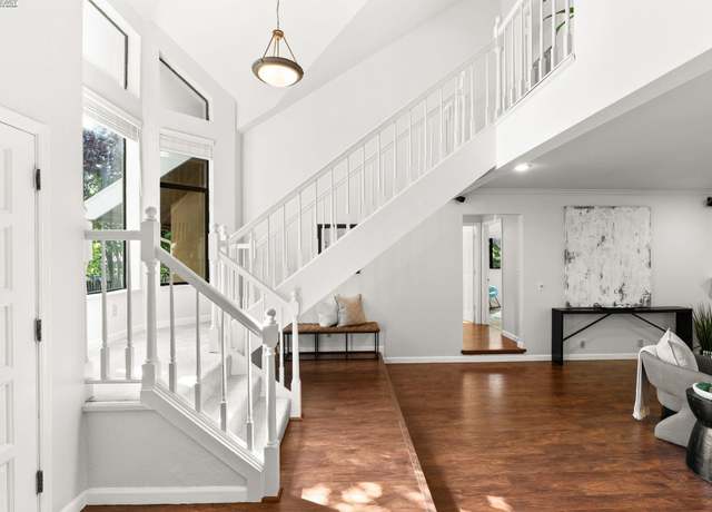 Property at 24288 Stacey Ln, Hayward, CA 94541, 3 beds, 2.5 baths