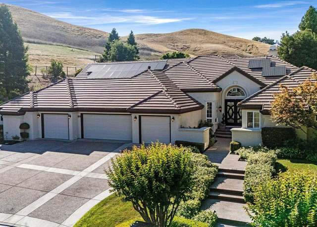 Property at 24 Timberview Ct, Danville, CA 94506, 4 beds, 4 baths