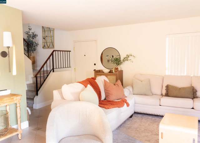 Property at 303 Atlas Dr #4, Hercules, CA 94547, 2 beds, 1.5 baths
