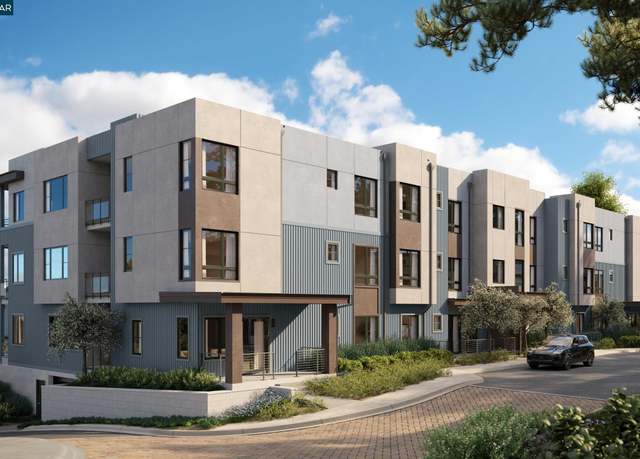 Property at 70 Woodbury Highlands Pl #30, Lafayette, CA 94549, 3 beds, 3 baths