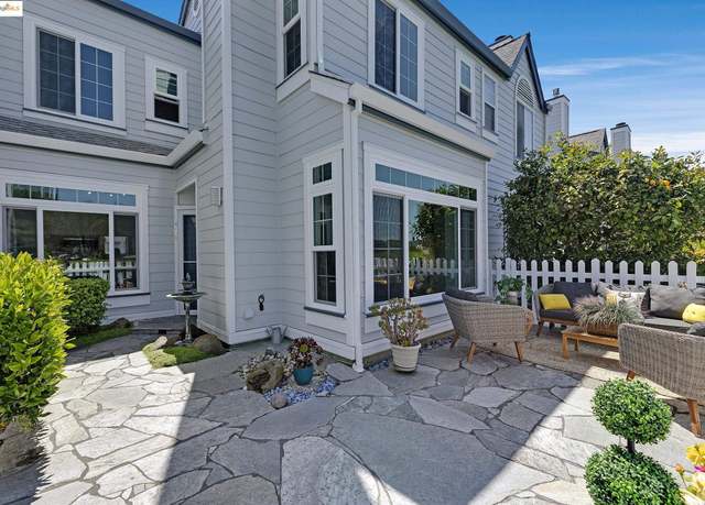 Property at 408 Commodore Dr, Richmond, CA 94804, 2 beds, 2.5 baths