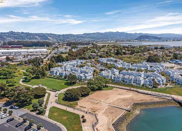 Property at 408 Commodore Dr, Richmond, CA 94804, 2 beds, 2.5 baths